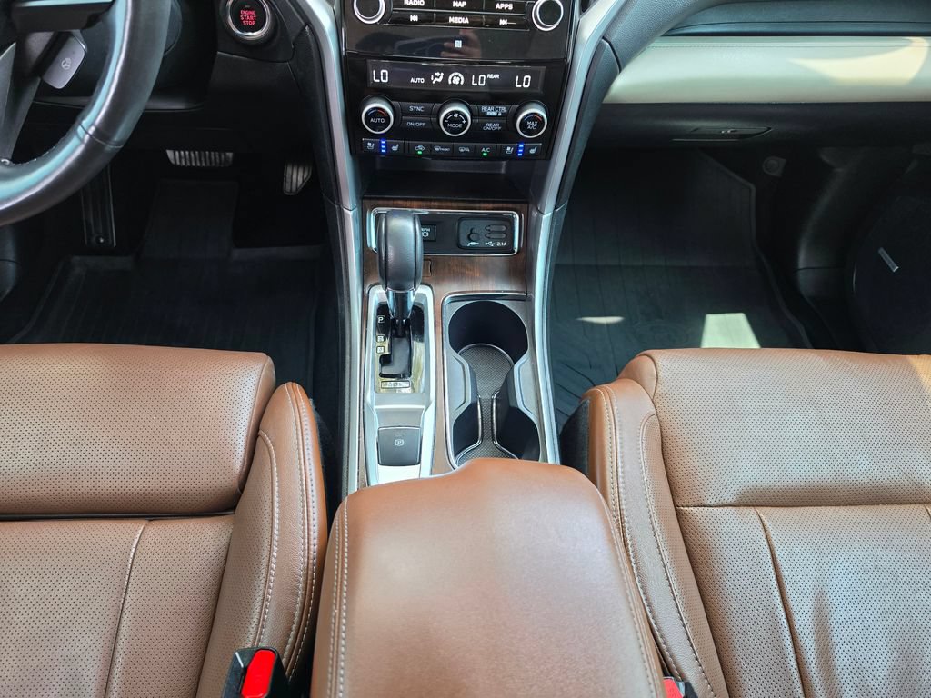 Used 2019 Subaru Ascent Touring w/ Popular Package #3 AWD/4WD image 28