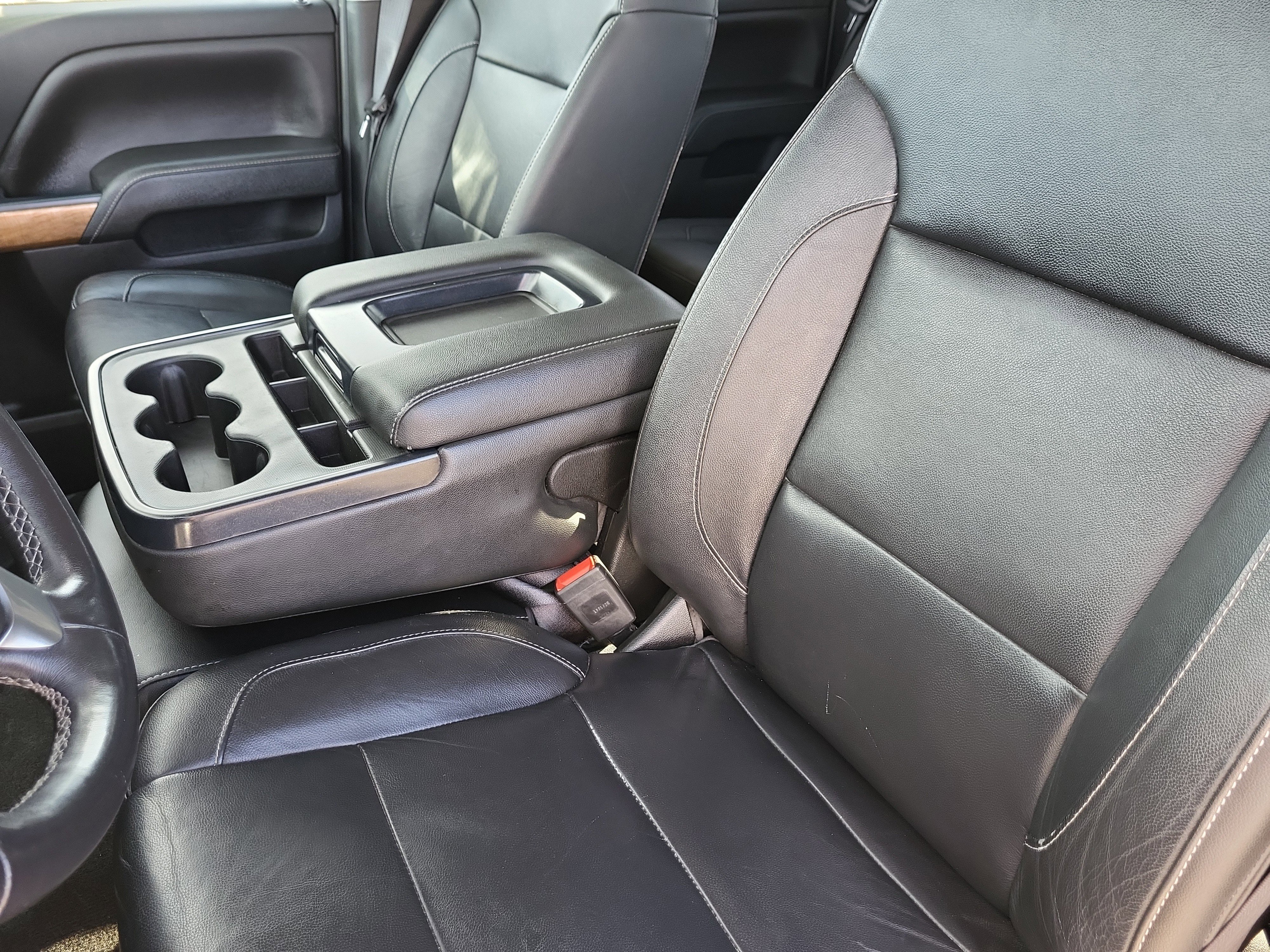 Used 2018 Chevrolet Silverado 2500 LTZ w/ Duramax Plus Package image 13