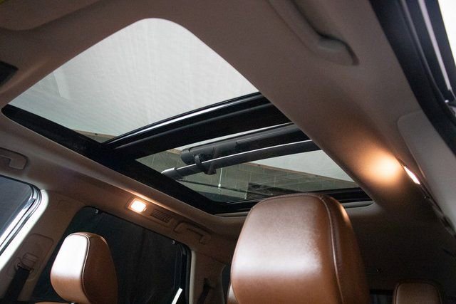 Used 2023 Nissan Pathfinder Platinum w/ Lighting Package (N93) image 31