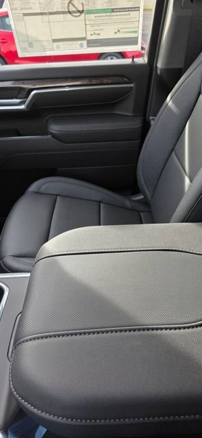 New 2026 Chevrolet Silverado 3500 LTZ w/ LTZ Plus Package image 25