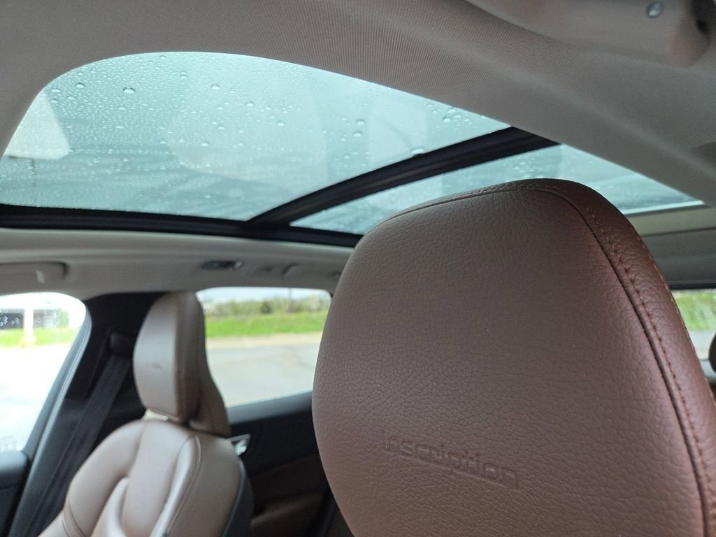 Used 2019 Volvo XC60 T5 Inscription w/ Protection Package Premier image 8