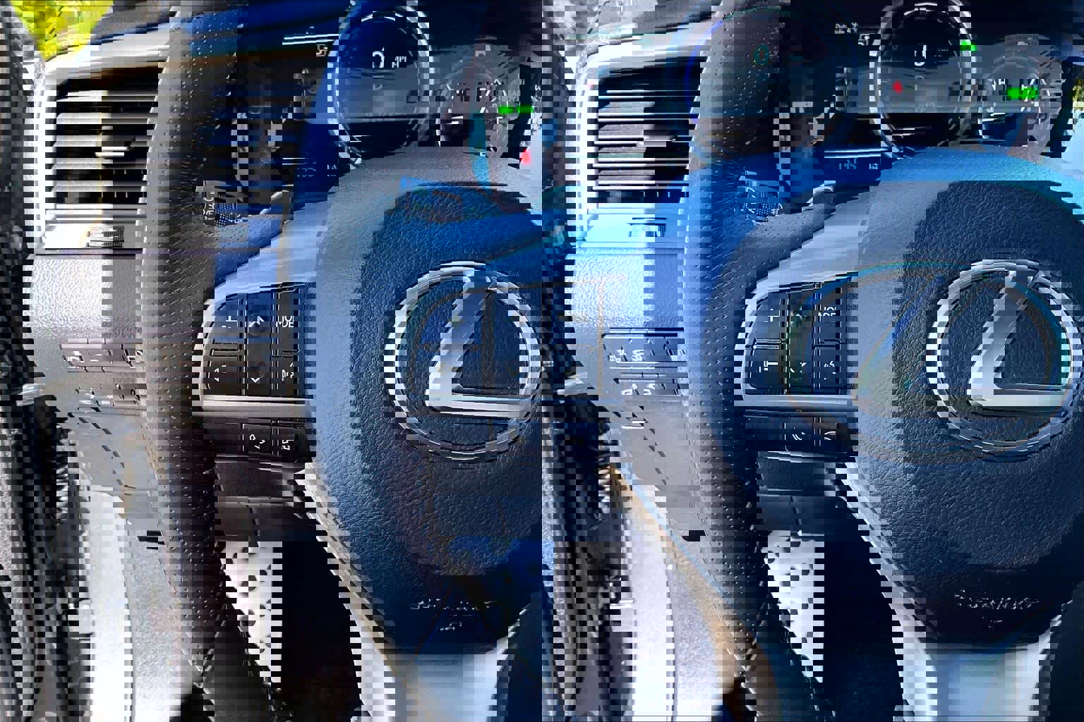 Used 2016 Lexus RX 450h F Sport w/ Cold Weather Package image 22