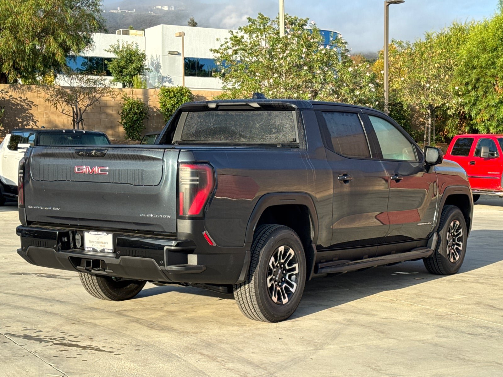 Used 2026 GMC Sierra EV Elevation AWD/4WD image 14