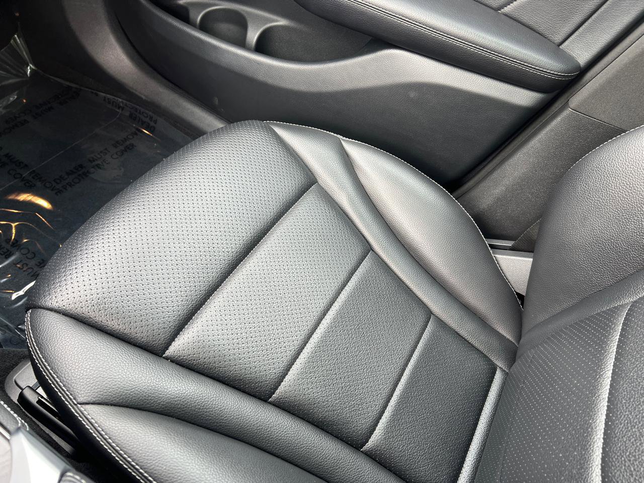 Used 2019 Mercedes-Benz GLC 300 4MATIC image 29