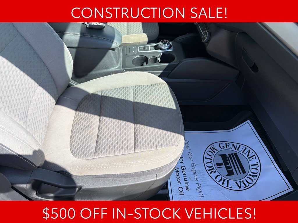Used 2021 Ford Escape SE w/ Cold Weather Package AWD/4WD image 19