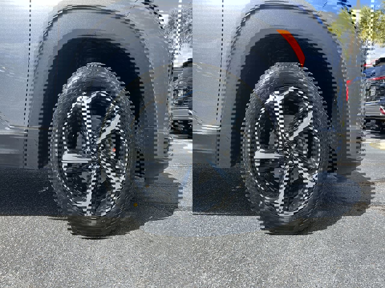 Used 2021 Chevrolet TrailBlazer RS w/ Sun and Liftgate Package image 13