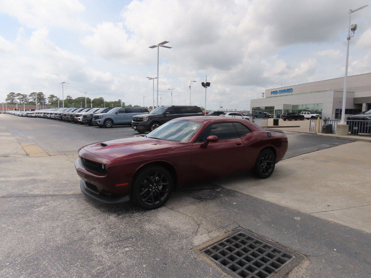 Used 2021 Dodge Challenger GT w/ Blacktop Package RWD image 2