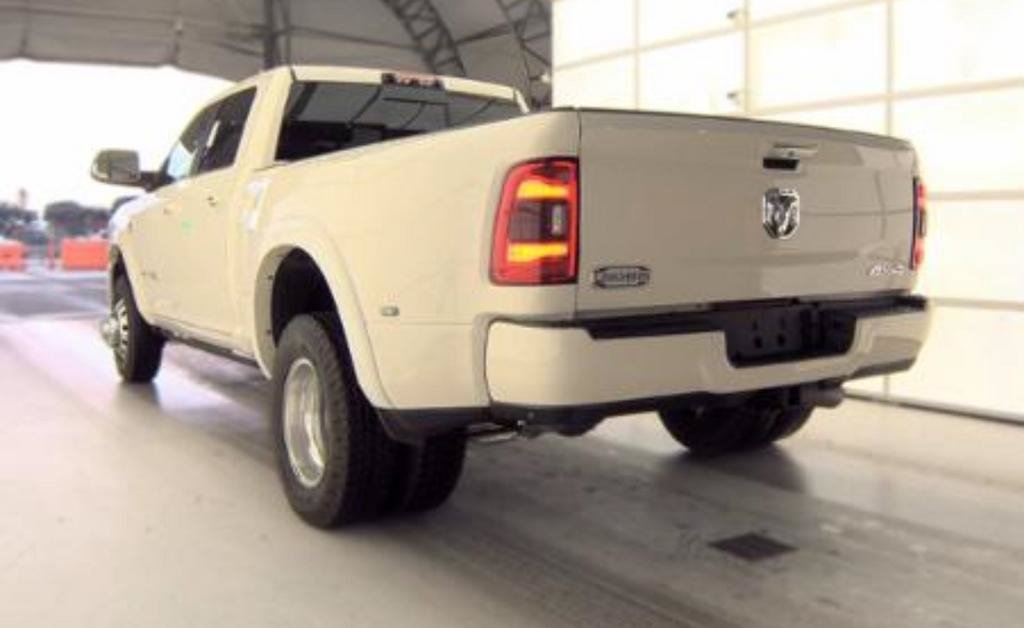 Used 2019 RAM 3500 Limited w/ Max Tow Package AWD/4WD image 5