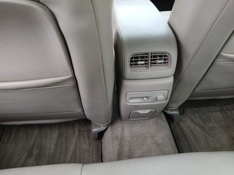 Used 2000 Cadillac Seville STS w/ Convenience Pkg image 13