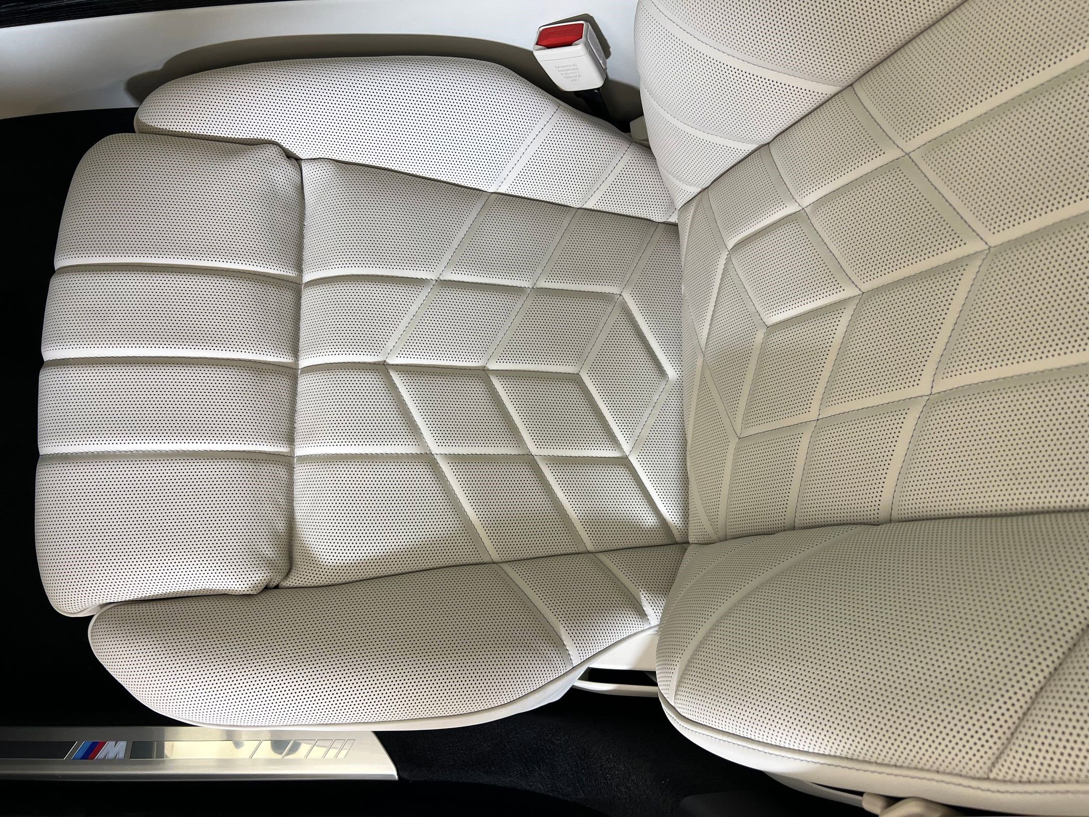 New 2026 BMW i7 eDrive50 w/ M Sport Package image 24