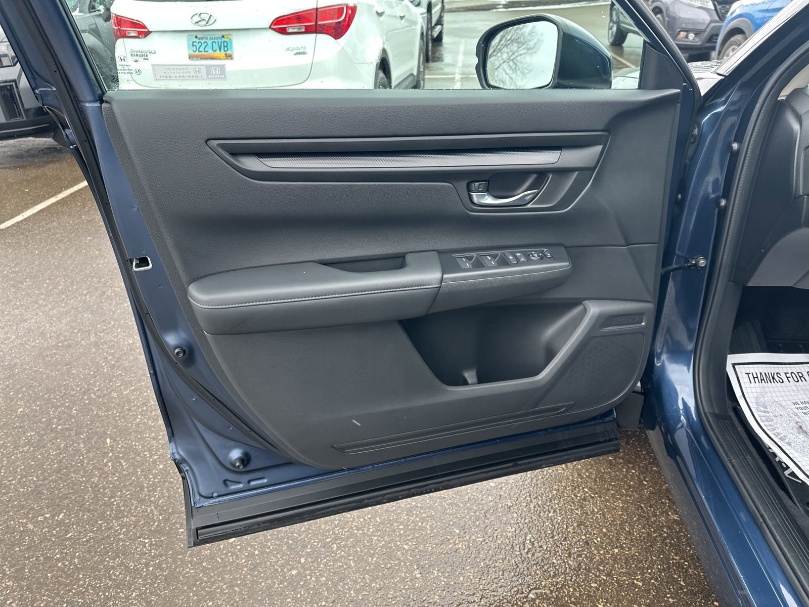 Used 2023 Honda CR-V LX image 14