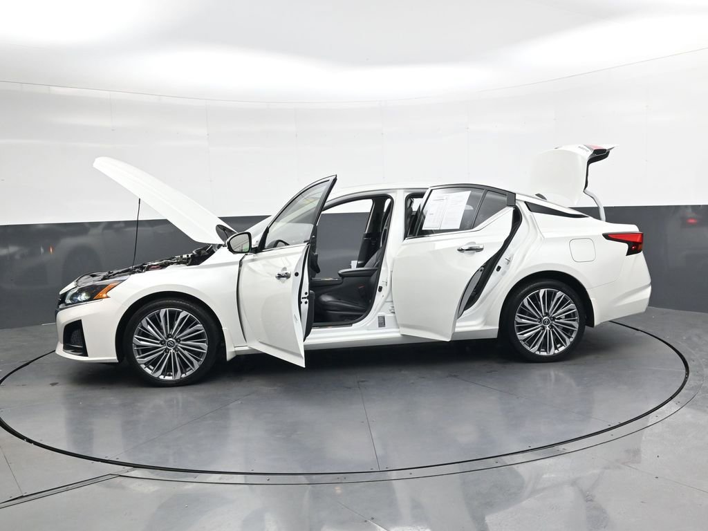 Used 2023 Nissan Altima 2.5 SL image 34