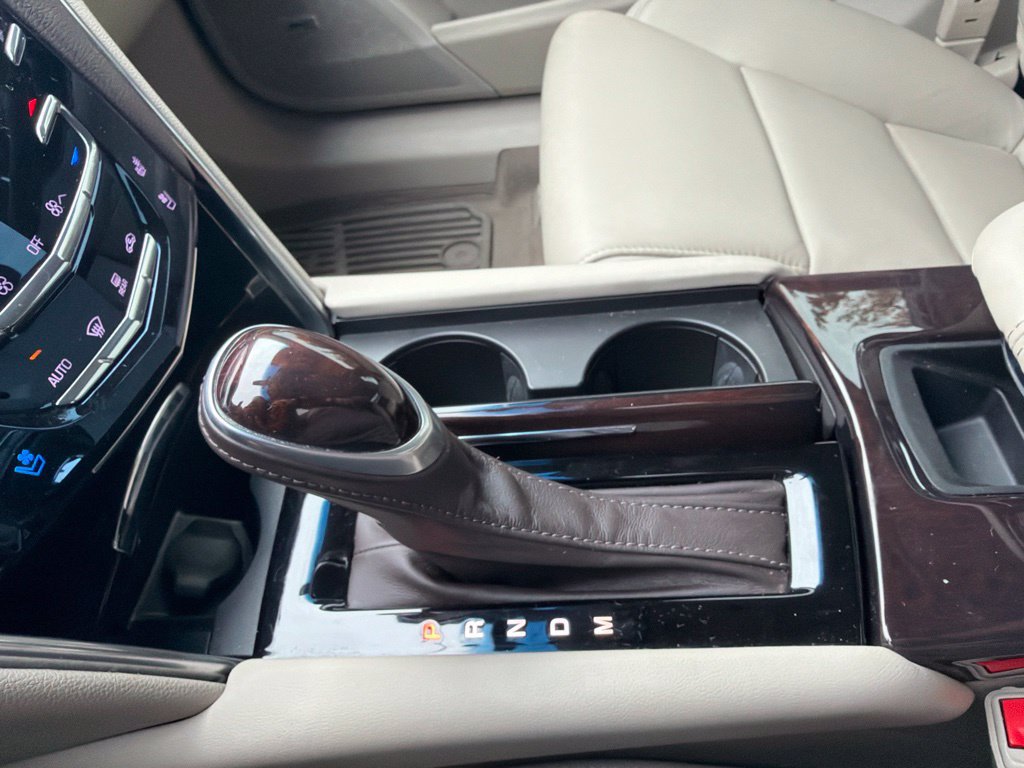 Used 2016 Cadillac XTS Luxury w/ LPO, Protection Package FWD image 30