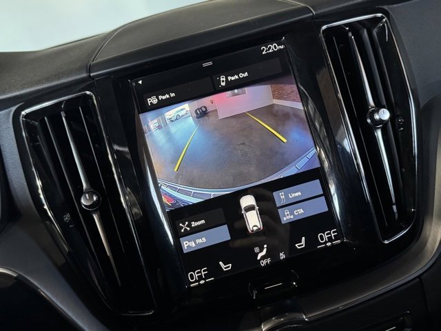 Used 2018 Volvo XC60 T5 Momentum w/ Convenience Package image 34