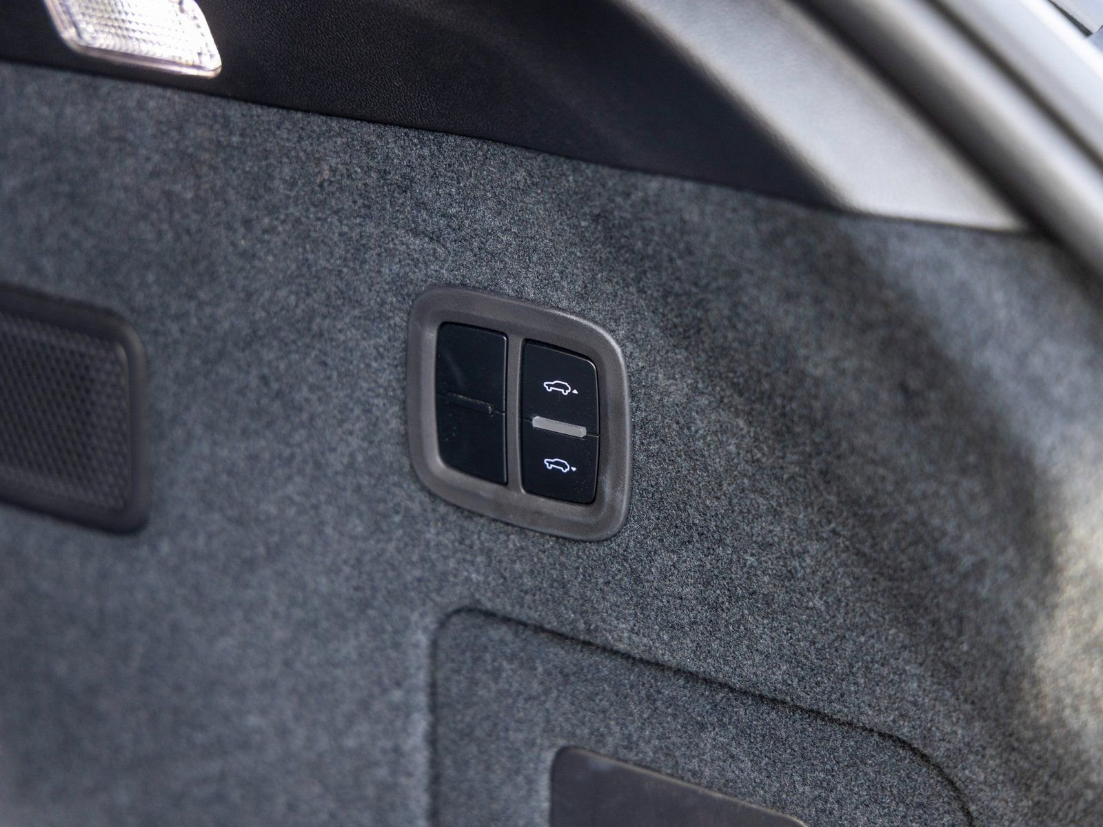 Certified 2025 Porsche Cayenne GTS image 49