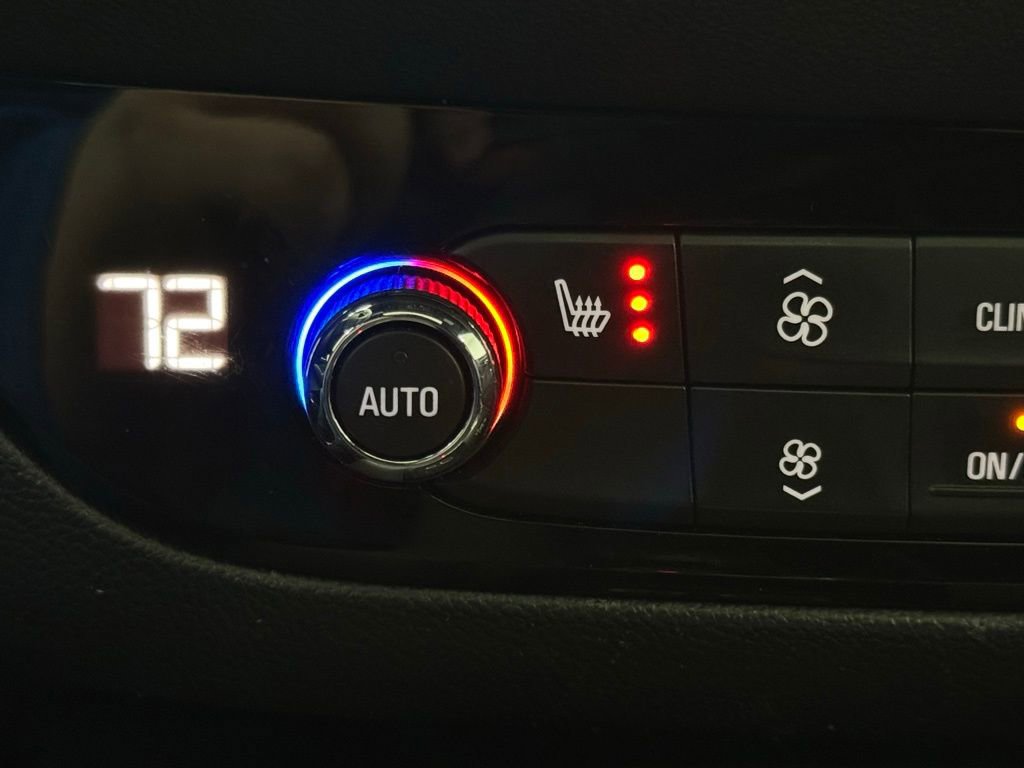 Used 2023 Buick Enclave Essence w/ Experience Buick Package image 6