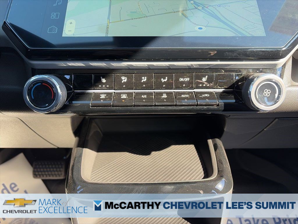 New 2027 Chevrolet Bolt LT w/ Comfort Package FWD image 17