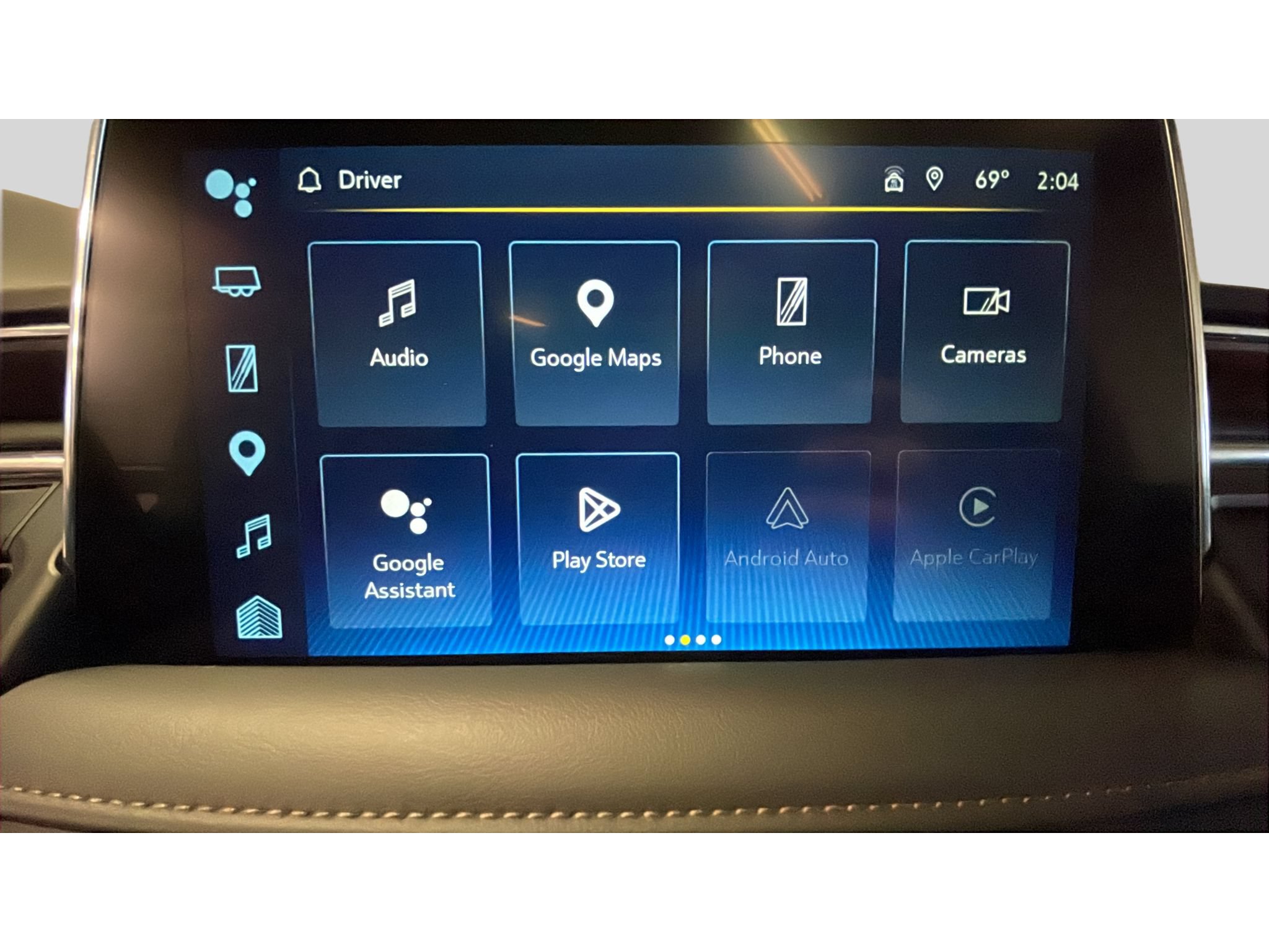 Used 2024 Chevrolet Suburban High Country AWD/4WD image 13