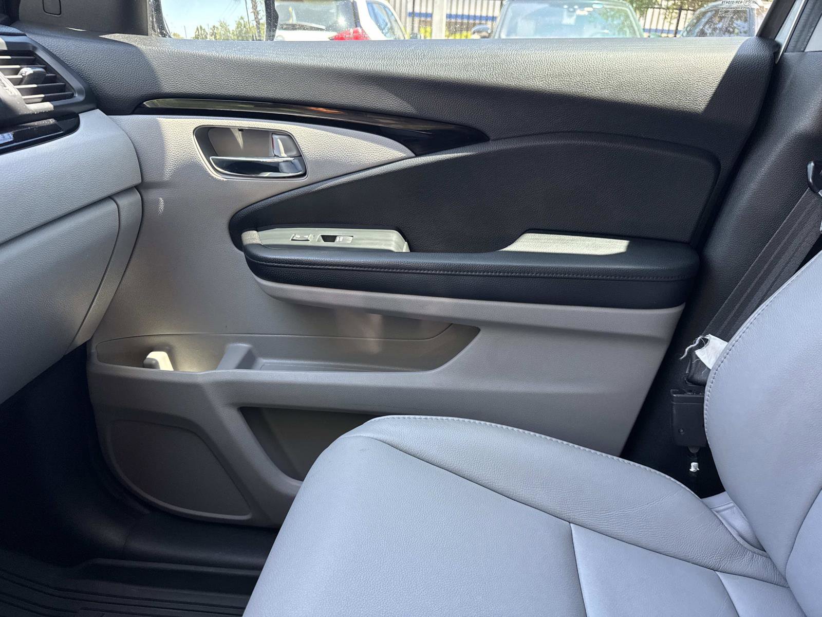 Used 2021 Honda Pilot Touring image 25