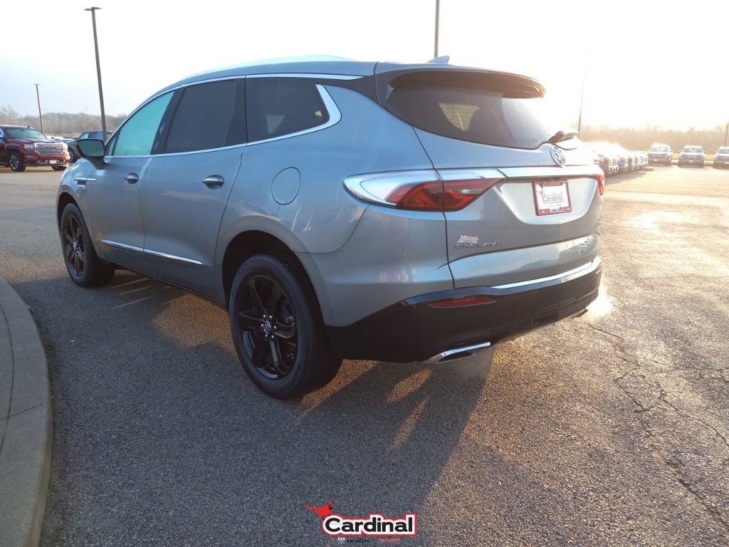 Used 2023 Buick Enclave Essence w/ Sport Touring Edition image 12