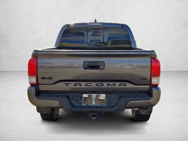 Used 2022 Toyota Tacoma SR5 w/ Technology Package image 6