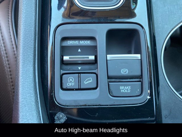 Used 2025 Honda Pilot Elite image 15