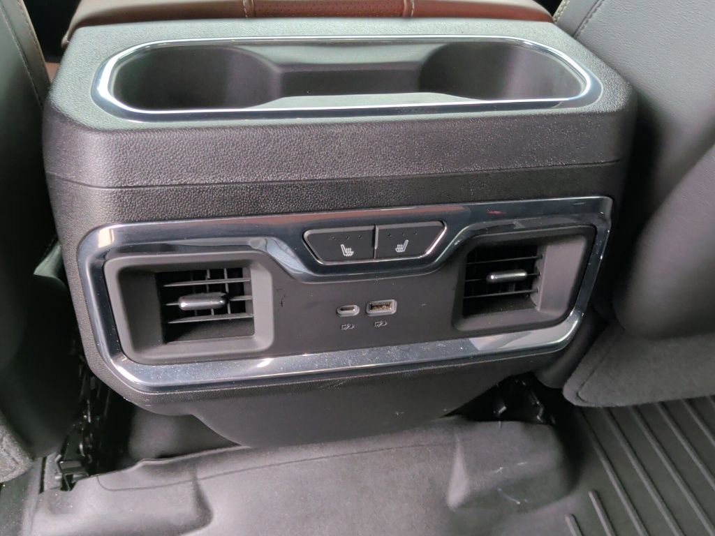 Used 2024 GMC Sierra 2500 Denali Ultimate image 44