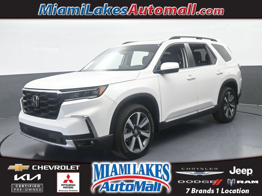 Used 2025 Honda Pilot Touring