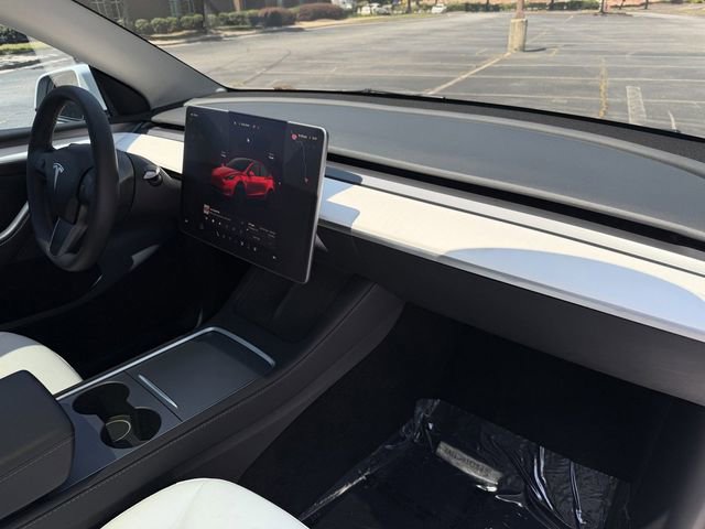 Used 2023 Tesla Model Y Performance AWD/4WD image 29