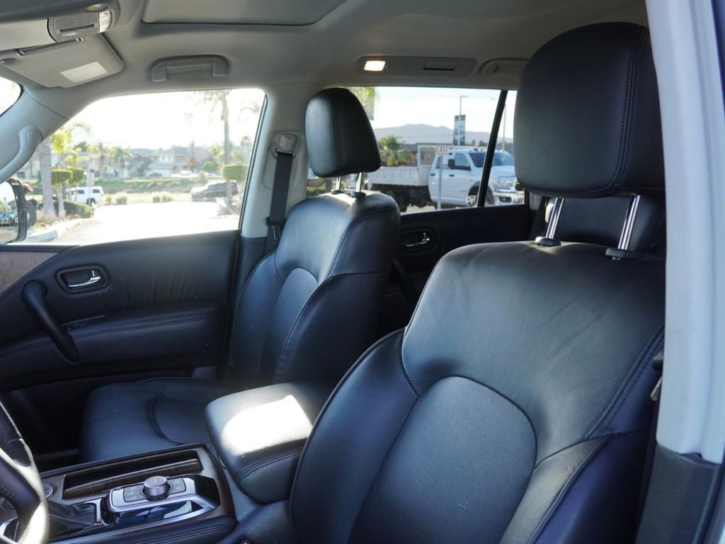 Used 2024 Nissan Armada SL w/ Captain's Chairs Package image 18