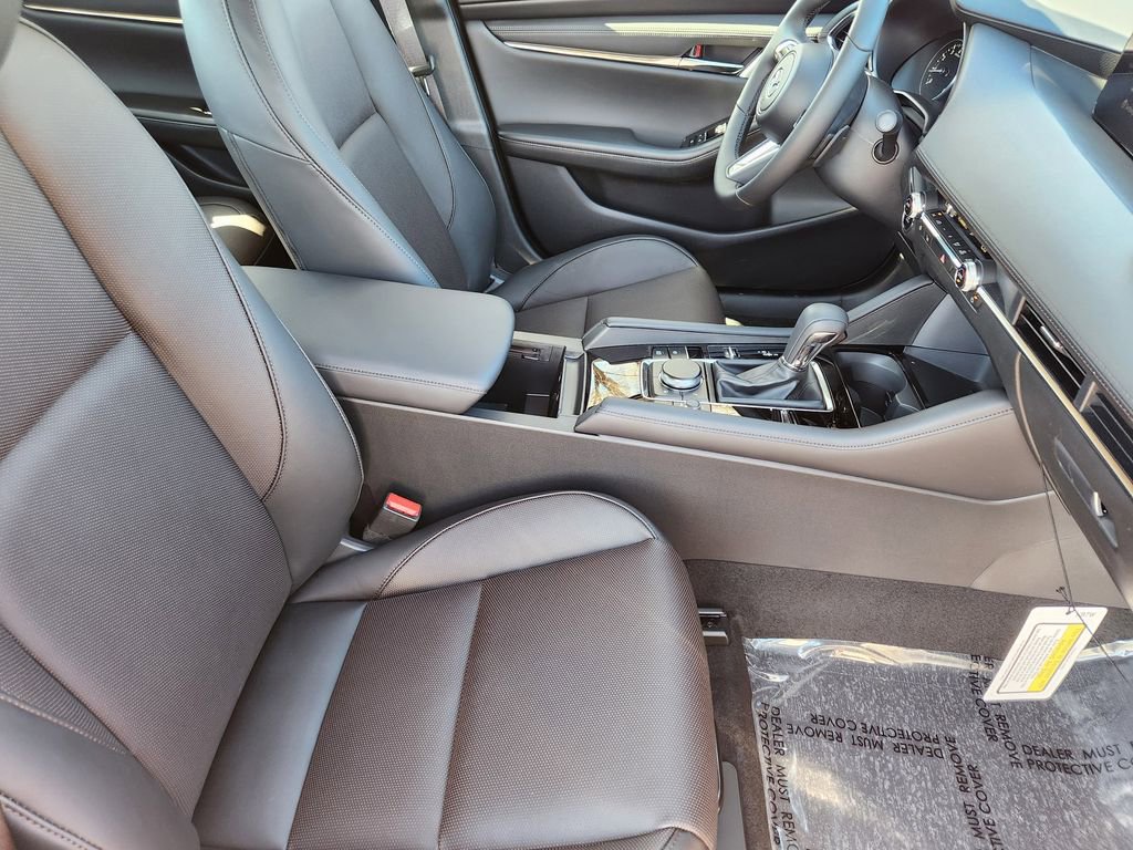 New 2026 MAZDA MAZDA3 2.5 Turbo Sedan w/Premium Plus image 4