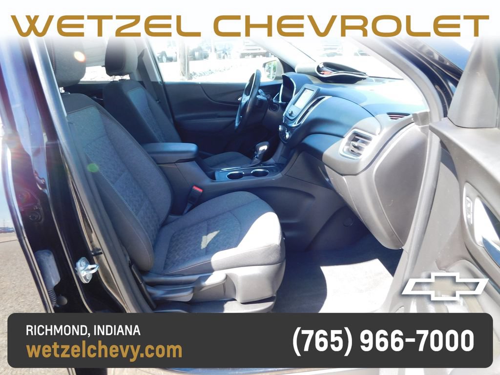 Used 2022 Chevrolet Equinox LT w/ Driver Convenience Package AWD/4WD image 17