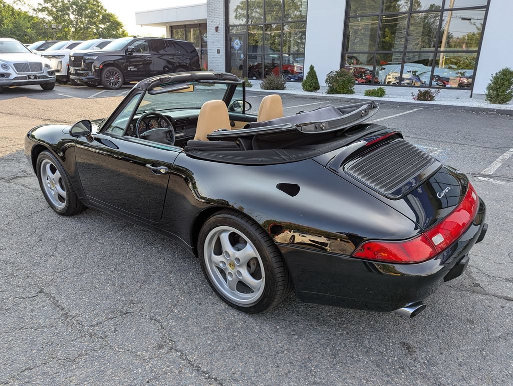 Used 1997 Porsche 911 Carrera RWD image 39