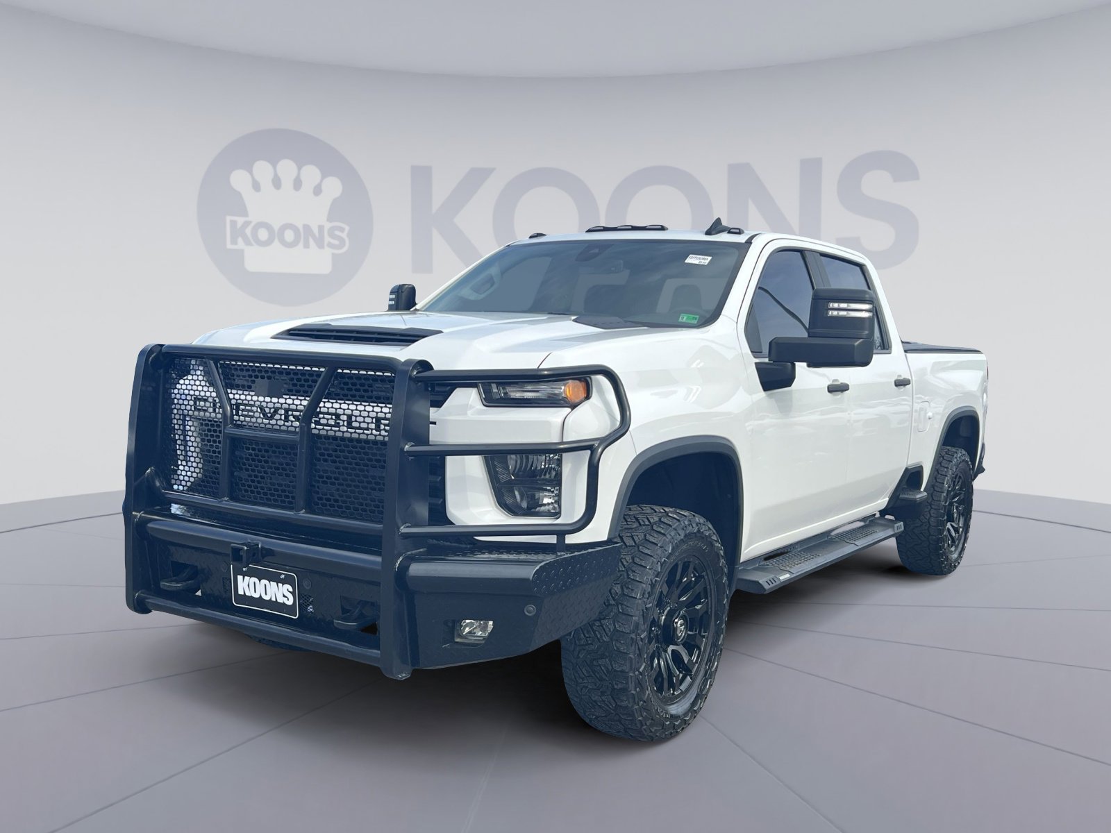 Used 2023 Chevrolet Silverado 2500 Custom w/ Custom Value Package image 1