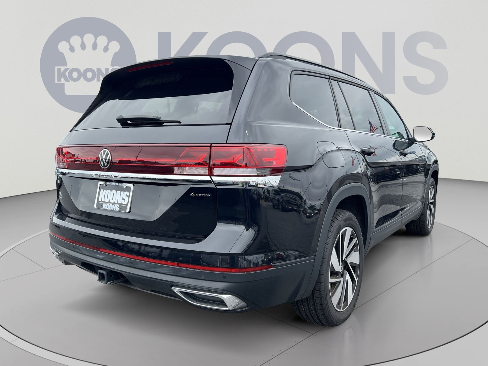 Used 2024 Volkswagen Atlas SE AWD/4WD image 7