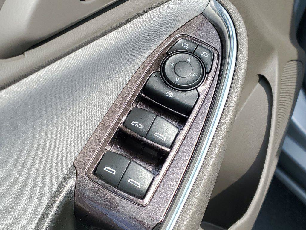 Used 2018 Chevrolet Malibu LT FWD image 22