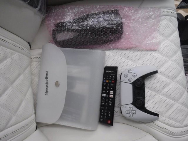 Used 2023 Mercedes-Benz Sprinter 3500 w/ Parking Package image 21