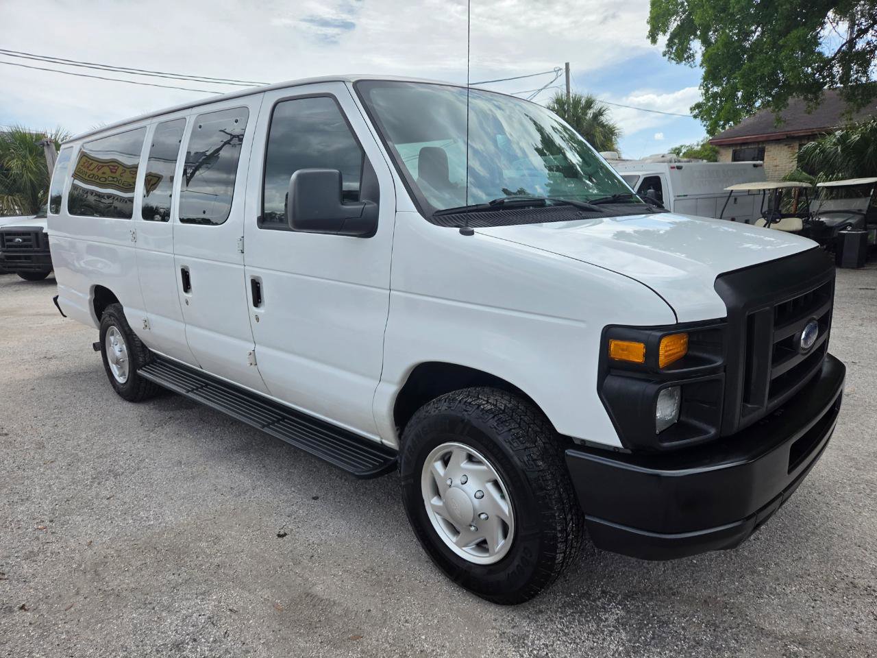 Used 2012 Ford E-350 and Econoline 350 XL w/ PWR Windows & Locks Group RWD image 7