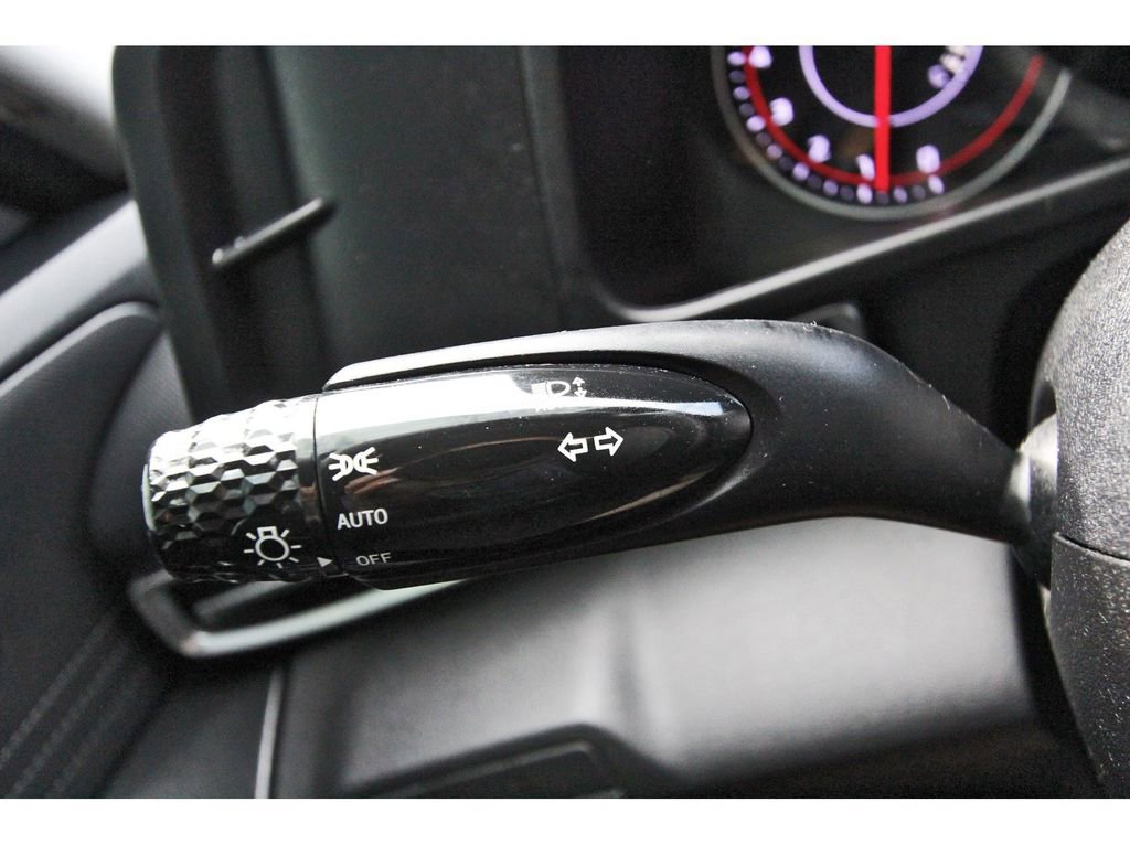 Certified 2021 Hyundai Elantra SEL image 16