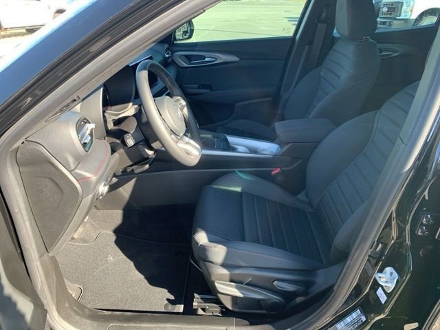 New 2025 Dodge Hornet GT w/ Tech Pack image 10