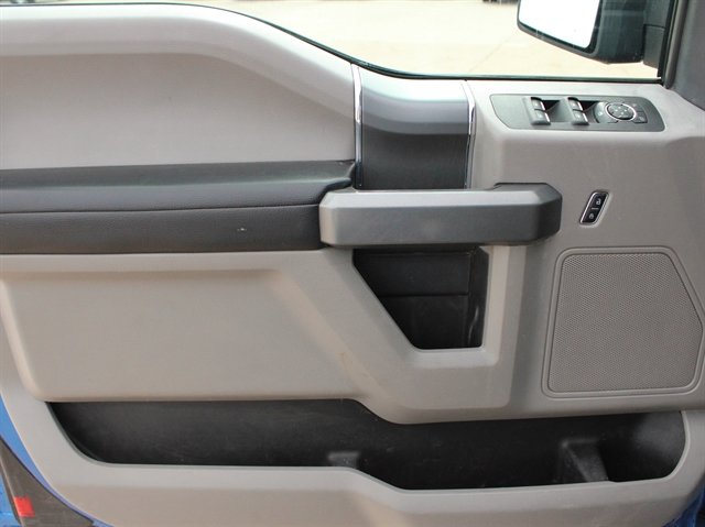 Used 2016 Ford F150 XLT w/ Equipment Group 301A Mid AWD/4WD image 7