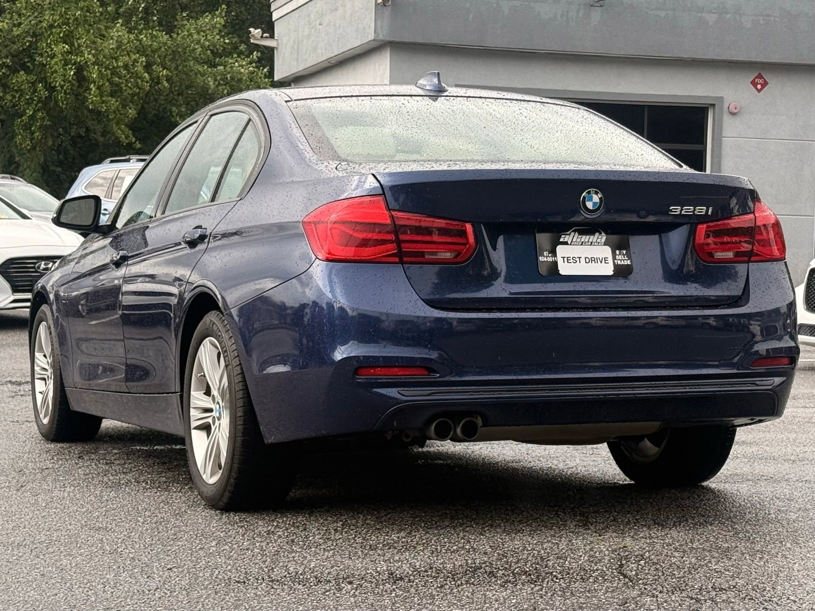 Used 2016 BMW 328i Sedan RWD image 3