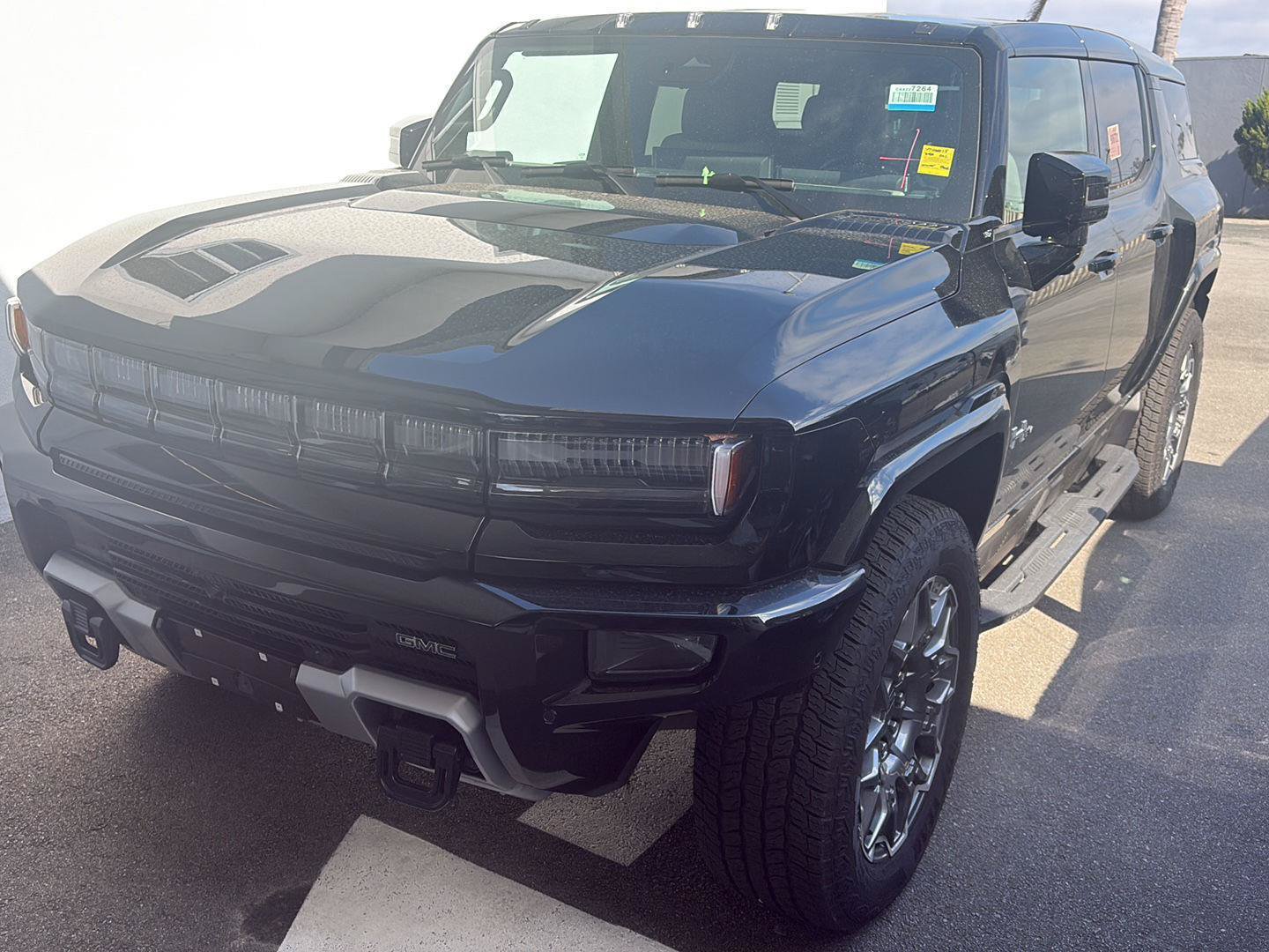 Used 2026 GMC Hummer EV SUV AWD/4WD image 3