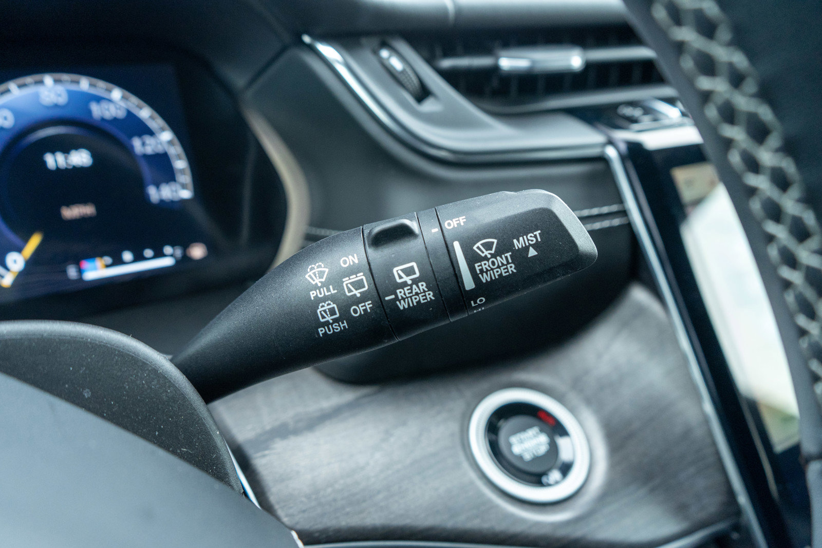 Used 2022 Jeep Grand Cherokee L Overland w/ Luxury Tech Group IV image 30