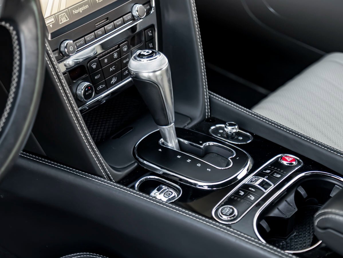 Used 2016 Bentley Continental GT image 24