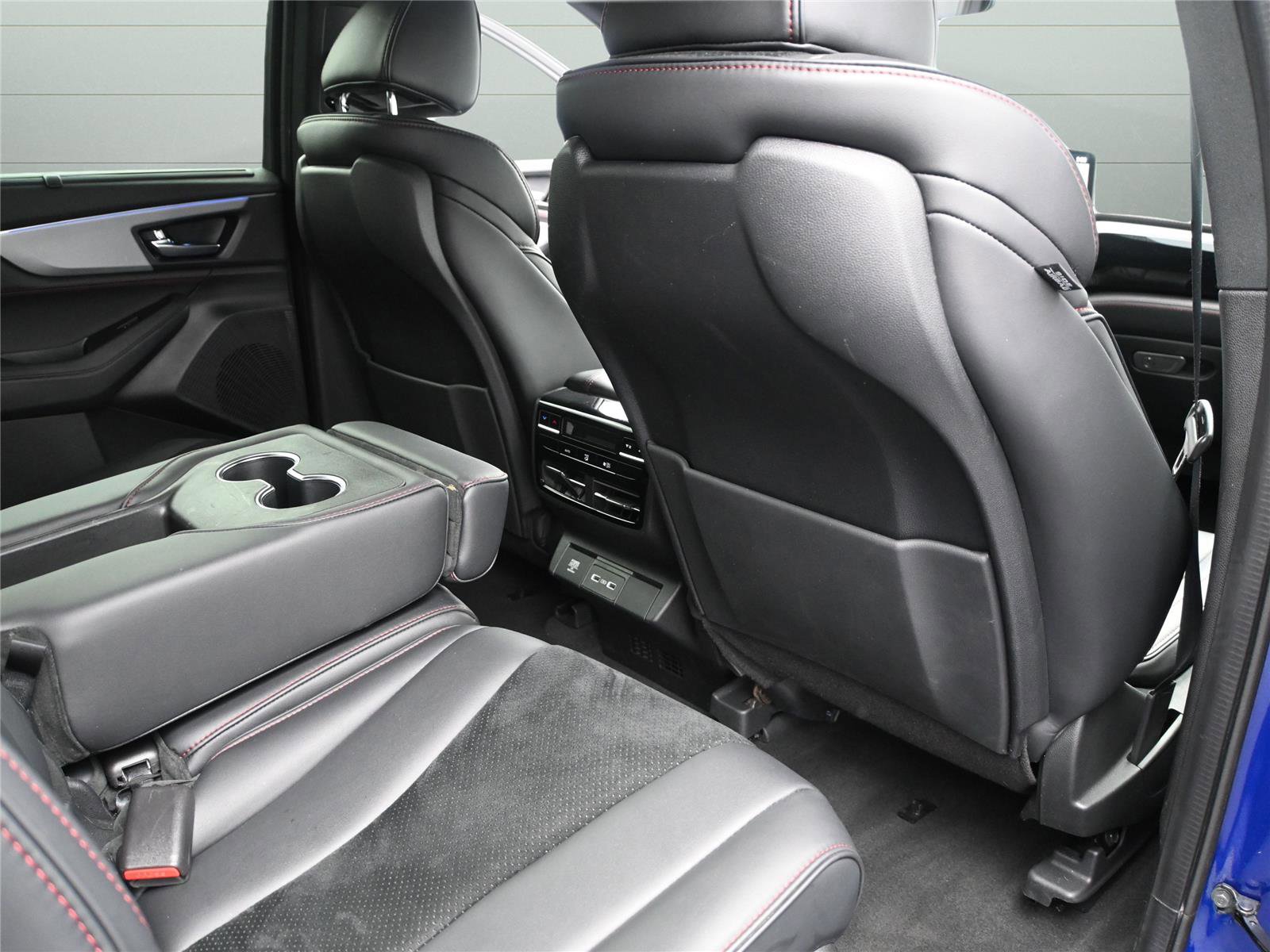 Used 2023 Acura MDX A-Spec image 20