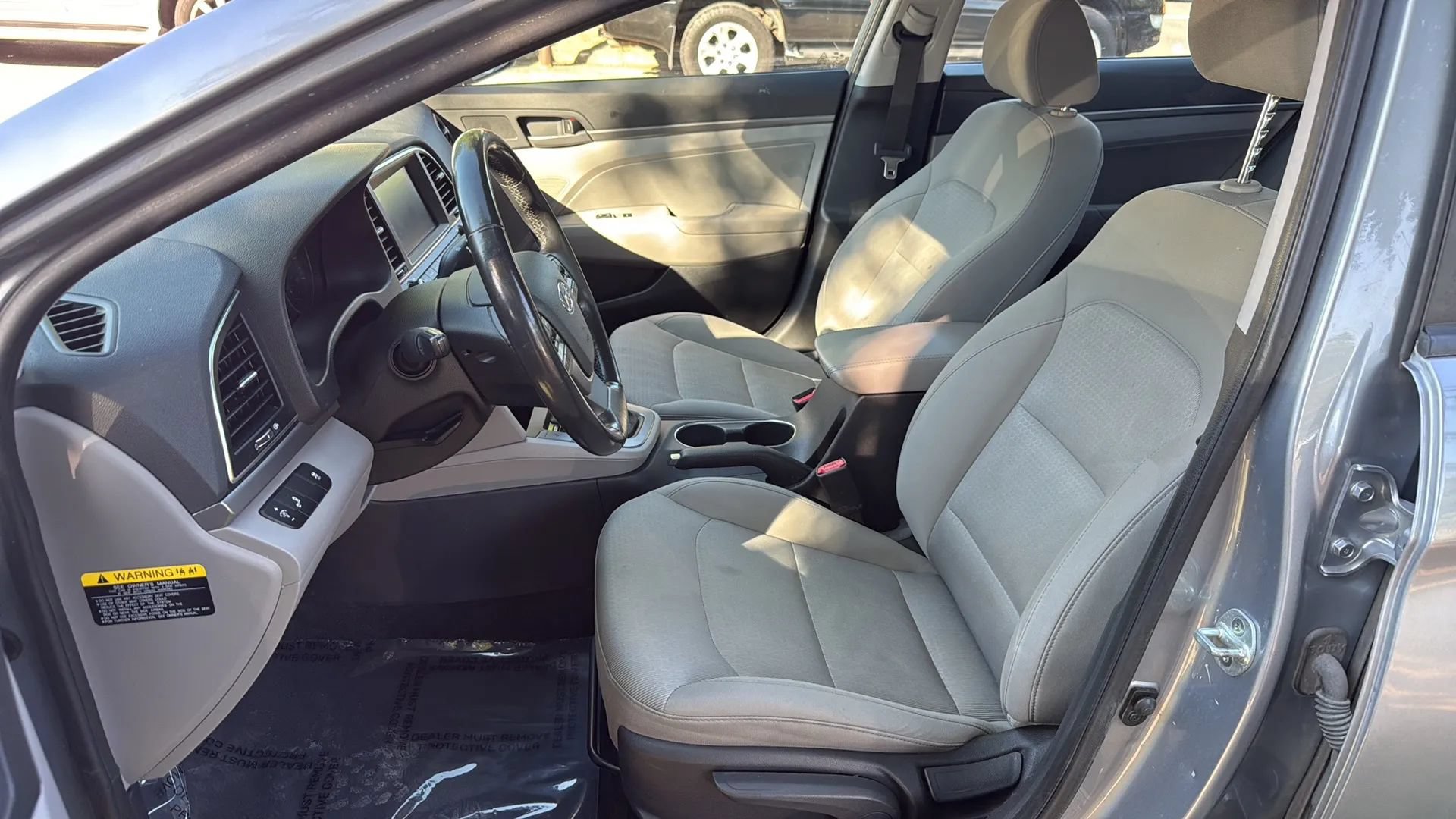 Used 2017 Hyundai Elantra SE w/ SE A/T Tech Package 03 FWD image 12