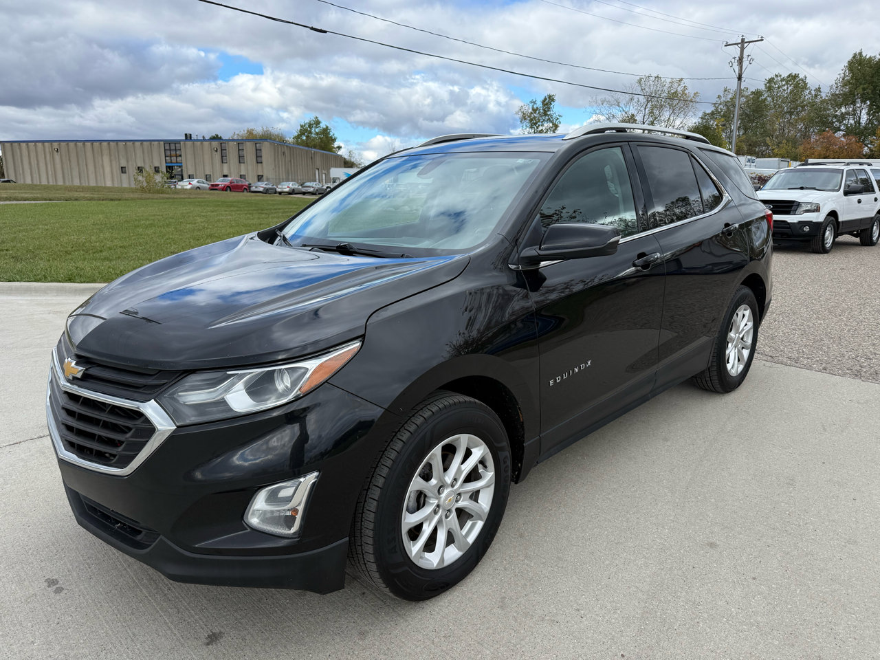 Used 2018 Chevrolet Equinox LT w/ Sun & Infotainment Package image 1