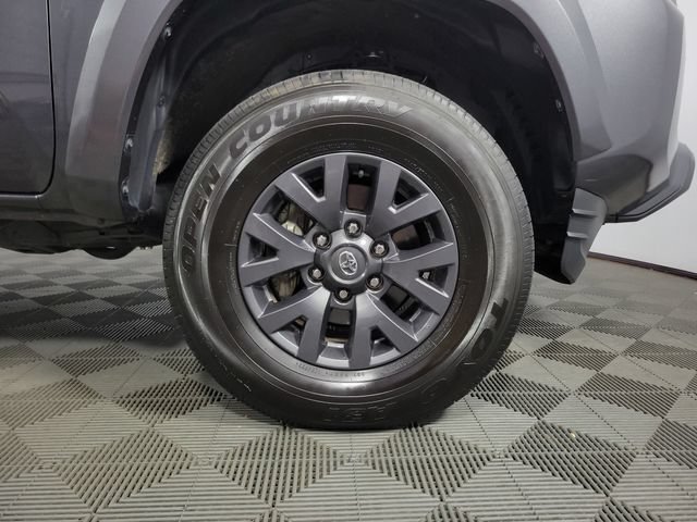 Used 2023 Toyota Tacoma SR5 RWD image 11