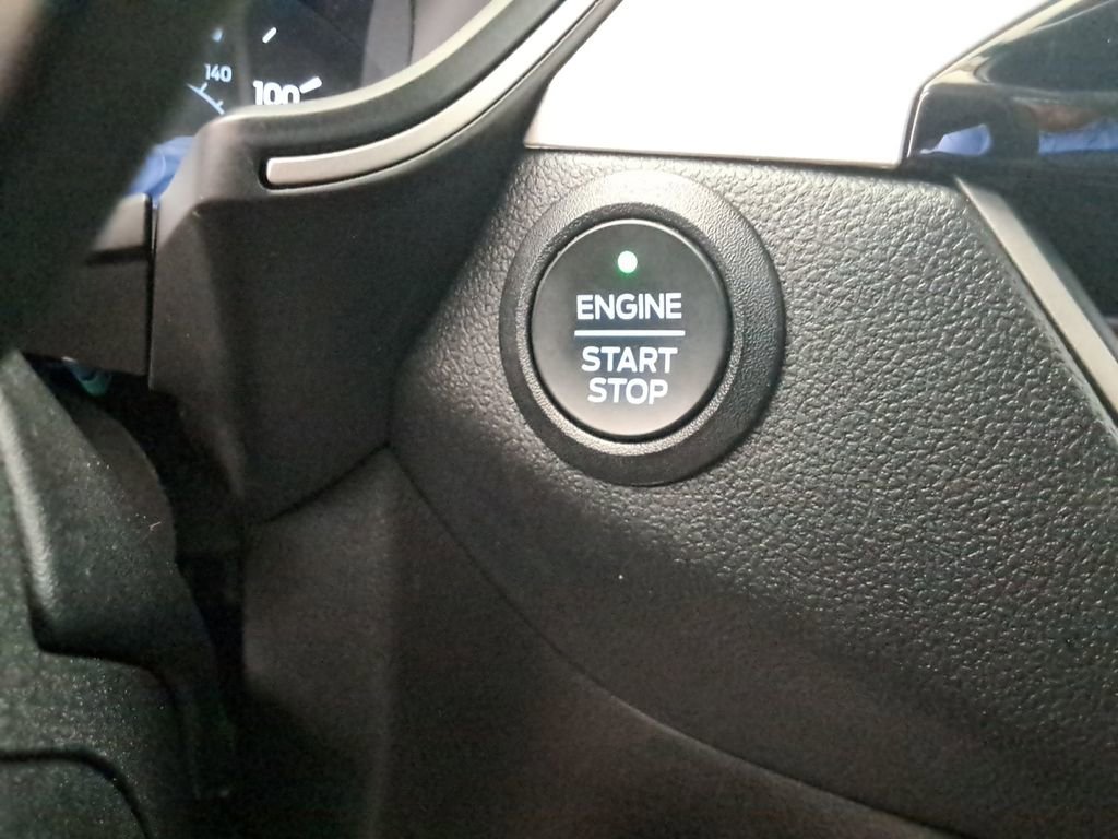 Used 2021 Ford Escape SE image 26